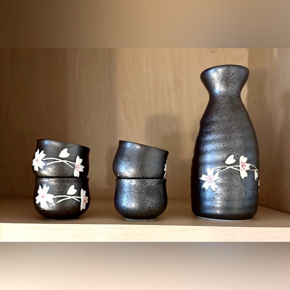 Ceramic Sake Set - Picture 2 of 2